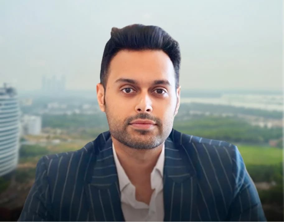 Harshil Nuwal, Managing Director